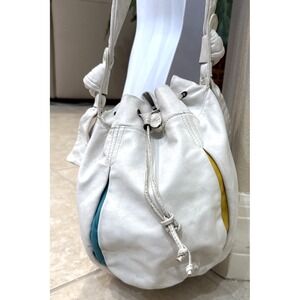 VTG BONWIT TELLER Italy White Leather Bucket Shoulder Bag Purse Drawstring